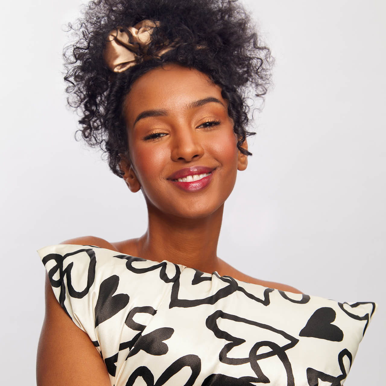 Kitsch Satin Pillowcase-Limited Edition Hearts