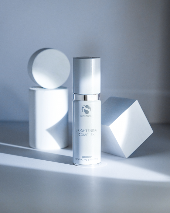 IS Clinical Brightening Complex